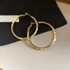 Pendientes de Aro Redondos con Pliegues Estilo Europeo Plata Aguja Moda Simple Pendiente para Viajes Cotidianos Sentido del Diseño Pendiente de Nicho Venta al Por Mayor