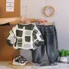 Conjunto casual estilo coreano para niños, edades de 1 a 5 años, nueva colección de otoño, sudadera de manga larga con estampado de cuadros pequeños y cuello redondo, moderno