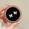 Pendientes de Mariposa Blanca Completamente de Diamante para Mujer, Pendientes Sencillos, Compactos y Exquisitos de Estilo Coreano, Pendientes Versátiles Exquisitos para el Viaje Diario