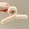 Pin de tiburón de peluche de dibujos animados, un pasador de pelo de tamaño grande y alta gama para crear peinados elaborados, una pinza de pelo de garra para mujer, un delicado accesorio para el cabello