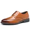 Zapatos nuevos para hombre de estilo brogue talla grande moda zapatos casual de negocios zapatos de cuero para hombre transfronterizos 38-48 tallas