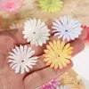 Acessórios de peças de flor de crisântemo pequeno de simulação de fábrica pétalas de margarida diy flores de seda semi-acabadas adereços de flor de adorno de cabeça decorativo
