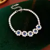 Pulsera Colgante Flor Exquisita de Circonita Estilo Francés, Estilo Palacio Vintage, Pulsera de Moda y Versátil, Joyería de Gama Alta de Nicho