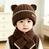Conjunto de Gorro y Bufanda de Punto para Niños Otoño e Invierno Suave y Agradable para la Piel Gorro de Punto con Orejas de Oso para Niños Pequeños Resistente al Viento y Cálido Conjunto de Dos Piezas