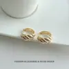 Brincos únicos em formato de croissant, um design de nicho com um toque de luxo, novo estilo 2026, brincos de luxo populares estilo francês, delicados e estilosos
