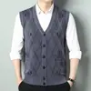 Suéter de punto abierto en la espalda con cuello en V para otoño e invierno para hombres mayores, chaleco de Amazon, cárdigan casual sin mangas, chaleco de lana para hombres mayores