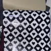 PISOS DE PVC: Piso de cloruro de polivinilo, piso adhesivo, piso de plástico, diseño blanco y negro, popular en África