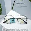 A Nova Armação de Óculos Redonda Retro Ultra-Leve, Confortável e Fashion em Titânio Puro Pode Ser Equipada com Lentes para Miopia Homens e Mulheres Armação de Titânio Atacado Lotes Mistos