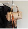 Bolsa pequena de alta qualidade feminina 2025, nova bolsa transversal multifuncional, bolsa quadrada pequena portátil e moderna, bolsa transversal simples e elegante