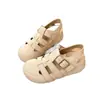 Novas Mules Femininas Elegantes Retrô de Nicho Vazadas com Bico Fechado Slip-On de Solado Grosso para Comércio Transfronteiriço - Primavera/Verão 2026