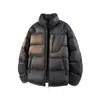 Roupas de montanhismo masculinas no atacado, novos estilos de inverno, jaquetas de algodão folgadas, quentes e resistentes ao frio, disponíveis em estilos para casais, com gola alta