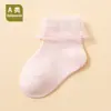26 Produtos Transfronteiriços Cuidadosamente Selecionados Exclusivamente para Recém-Nascidos, Meias de Bebê Estilo Renda de Malha Primavera e Verão, Algodão Grau A, 0-6 Meses, Meias de Cano Médio