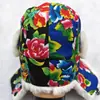 Chapéu de Inverno Nordeste com Flores Grandes Chapéu Lei Feng de Pelo Falso de Coelho Transfronteiriço Chapéu de Algodão Moderno Feminino Proteção de Orelha Quente Chapéu Jovem com Forro de Fleece