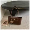 Bolso de axila de alta gama, minimalista, para mujer, nuevo estilo de moda, elegante bolso tote, gran capacidad, adecuado para ir al trabajo, bolso de hombro moderno