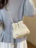 Bolsa de la suerte con cordón de estilo coreano de moda para mujer, nueva moda primavera 2026 bolsa nube, bolso de hombro y bandolera tipo cubo