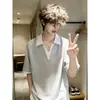 Camiseta de Manga Corta con Cuello de Camisa Falso de Dos Piezas para Hombre, Marca de Verano de Moda con un Toque de Lujo, Cuello Polo, Ropa Elegante de Manga Media Holgada para Hombre