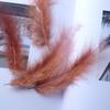 Decoración de plumas color pluma de pavo cola puntiaguda red de atrapasueños de terciopelo material bola ondulada relleno de caja de regalo accesorios para fotografía