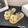 Sandálias Étnicas Novas e Modernas, Sandálias de Praia da Moda com Solas Macias Florais de Verão, Versáteis para Vestidos e Decorações de 2026