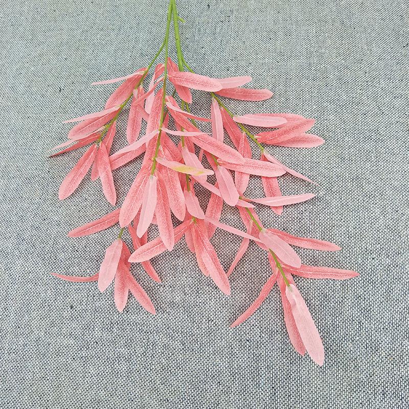 粉色