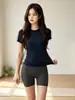 Nuevo conjunto deportivo de dos piezas fino y transpirable para mujer para el verano, con espalda de malla transpirable, camiseta de secado rápido y control de abdomen de cintura alta