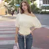 Nuevo Top de Moda para Mujer Estilo Chica Popular con Lazos Traseros para Cintura Ajustada, Color Sólido, Manga Corta, Reversible, Estilo Casual de Amazon