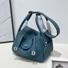 2026 Bolso Lindy Auténtico de Cuero Bolso para Mujer Bolso de Médico Bolso de Mano Bolso Cruzado al Hombro Bolso Caja de Medicina Tipo Almohada Retro Europeo y Americano