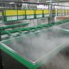 Estante de verduras de tres niveles gabinete con cortina de aire humidificador mesa de hielo equipo de atomización para conservación de frescura máquina de niebla de agua ultrasónica industrial y comercial