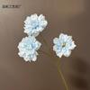 Simulación de 3 cabezas Flor Xiangnai Arreglo Floral para Auditorio de Boda Arreglo Paisajístico Fila de Flores Camino de Guía Flor Artificial Decoración para el Hogar Venta al Mayoreo de Comercio Exterior