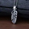 Nuevo Collar Distintivo de Calavera y Pluma para Hombre Seiko Plata de Ley 925 Accesorios Sentido del Diseño Nicho Regalo de Cumpleaños