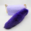 Venta al por mayor del fabricante Colgante de Llavero de Piel de Cola de Zorro Accesorios de Piel Colgante para Bolso Atrezo para Escenario de Actuación