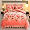 Conjunto de quatro peças de veludo de leite espesso, capa de edredom de fleece de coral dupla face, lençol e capa de edredom de flanela de fleece de mink dourado conjunto de três peças, atacado