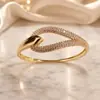 Pulsera Super Brillante de Circonita Retorcida Moda Europea y Americana, Estilo Geométrico de Lujo Ligero de Alta Gama, Joyería Elegante y de Moda para el Día a Día