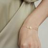 Pulsera de perlas Juguang con diseño de nicho cosido, nueva pulsera de lujo ligera para mujer, regalo de vacaciones, 2024