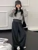 Conjunto para Niñas 2026 Nuevo Llegado de Otoño para Niños de Edad Media y Mayores Sudadera con Bloques de Color y Rayas Pantalones de Chándal Conjunto de Tres Piezas Ropa de Otoño para Niños Estilo Coreano