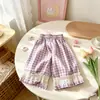 2026 Novo Estilo Calças de Verão para Meninas Estilo Coreano Xadrez Bolinhas Cereja Floral Renda Barra Soltas Estilosas Fofas Curtas