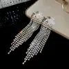 Pendientes de Borla Geométrica Incrustados con Diamantes de Zircón de Aguja Plateada, Personalizados y de Moda, Pendientes Estilo Palacio, Pendientes de Lujo Ligero y de Alta Gama
