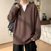 Camiseta masculina de outono retrô, gola V, manga longa, malha, falsa duas peças, solta, peso pesado, camada base 2026, nova