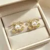 Pendientes Dobles C de Perlas Incrustados con Diamantes Transfronterizos Europeos y Americanos, Pendientes de Lujo Ligero y de Alta Gama, Elegantes y Sencillos, Pendientes Versátiles para Mujer