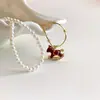 Colar de Pérola Cavalo com Pingente de Esmalte Dourado Real, Versátil para o Dia a Dia, Corrente para Clavícula, Corrente de Suéter de Luxo Leve de Alta Qualidade