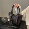 Bolso de Mano de Alta Gama para Mujer 2026 Nuevo Popular Retro Piel Suave Bolso Cubo de Hombro Versátil Bolso Cruzado para el Trabajo