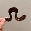 Novo Grampo de Tubarão Elegante com Laço de Pérola e Grande Coração para a Parte de Trás da Cabeça para Prender o Cabelo e Dar um Look Sofisticado