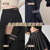 Artefacto Pequeño Broche Ajuste de Cintura Ropa Cambiar Talla Pequeña Falda Botón Anti-Luz Ropa de Mujer Pin de Cintura Ajuste de Cintura Ropa