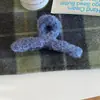 Pinza para el pelo de felpa colorida con forma de cruz estilo coreano para otoño e invierno para mujer, Accesorio para el pelo de pinza de tiburón moderno y elegante