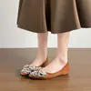 Versión de piel de oveja~Zapatos de salón bajos elegantes de estilo francés para mujer, zapatos planos de otoño que no cansan los pies, punta fina con pedrería, zapatos de vestir negros pequeños