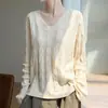 Suéter de punto de lana de terciopelo con cuello en V retorcido estilo vintage para mujer, suéter fino de manga larga para otoño e invierno, capa base cálida
