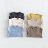 Camiseta Básica Rayada DeRong para Niños Otoño/Invierno 2026 Súper Linda de Dibujos Animados Capa Interior Top Infantil zdy6519