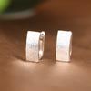 Pendientes de botón de plata S925 con diseño artístico de martillo y diseño cuadrado de azúcar ligero y lujoso para mujer, joyería de plata