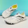 Novos sapatos de praia respiráveis para o verão, secagem rápida, resistentes à água, sapatos para caminhada e vadeio para casais, sapatos de cinco dedos para rastreamento de riachos transfronteiriços