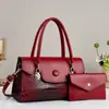 2026 Nova Bolsa Europeia e Americana de Ombro Cruzado Tendência Versátil Bolsa para Mãe de Meia-Idade Bolsa de Mão Simples Feminina