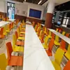 Mesa de Comedor Rectangular para Cuatro Personas en una Cafetería, Adecuada para Comedores Comerciales, Bares de Snacks, Patios de Comidas y Restaurantes de Comida Rápida